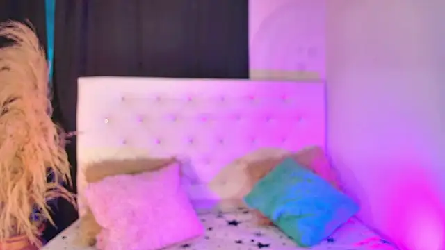 tatixxxvega Chat XXX in diretta