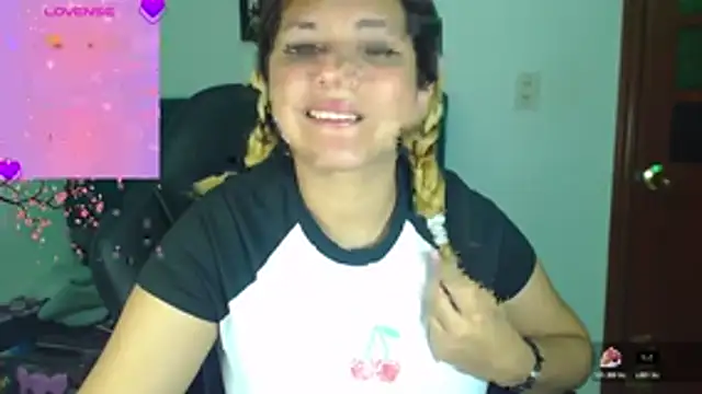 XXX chat uživo modela aurora_bela