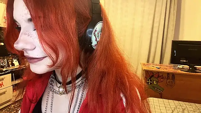 Chatroom XXX en direct de RedHeadCat