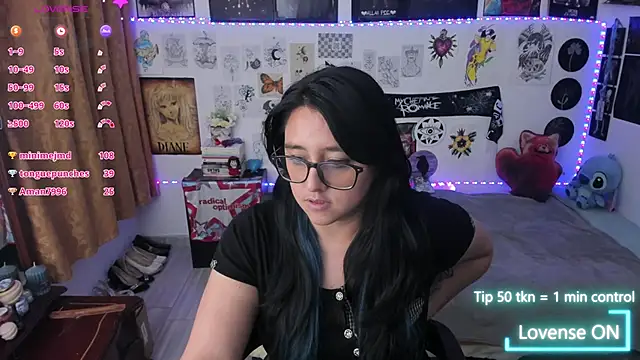 Chatroom XXX en direct de Cherry_blush_