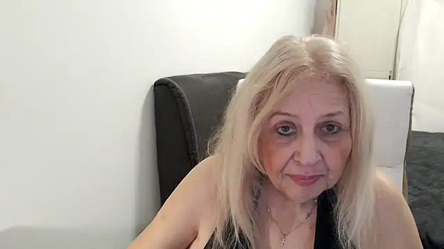 SusiLifeXXX's Live XXX Chat