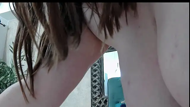 Chat XXX en directo de SaraElise