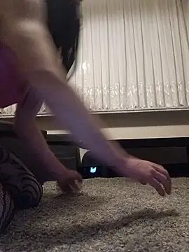 SubBottCrossdresser webcam show
