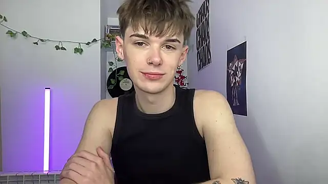 YourMilkyGuy Webcam show