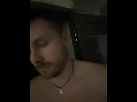 Онлайн чат XXX MartinBrandon