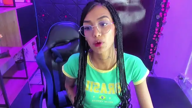 Živý XXX chat KarlaSlutSkinny__