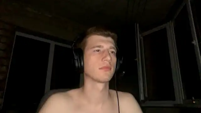 JamesLagerfeldn Webbikameraesitys