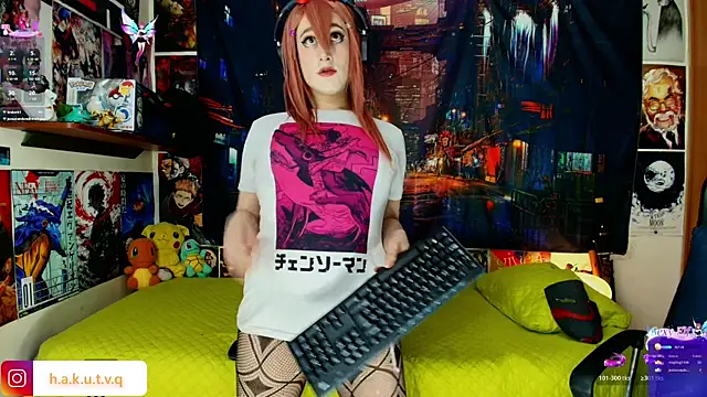 Hakudoll Show in webcam