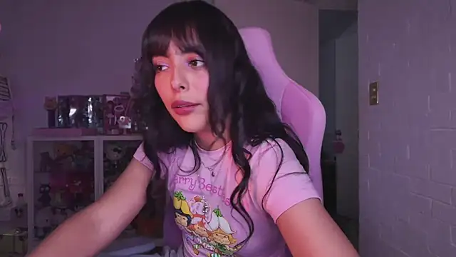 kaithra's Webcam Show