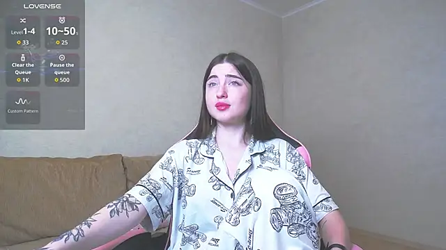 Luxuryalma élő XXX-chatje