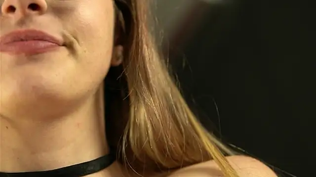 Tracyix Adlı Modelin Canlı XXX Sohbeti