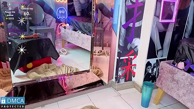 mily_g_ live XXX chat