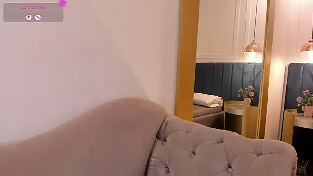 XXX chat uživo modela AndreaValencia