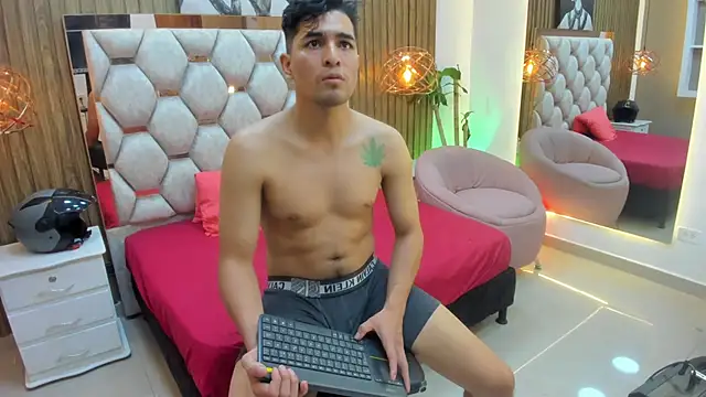 Gean_Mclovin's Live XXX Chat