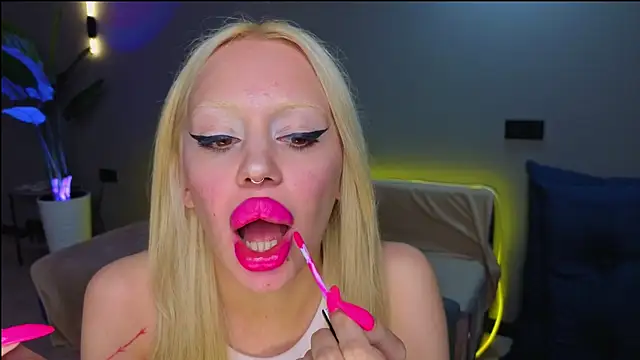 Luna_Beverly Live XXX-Chat