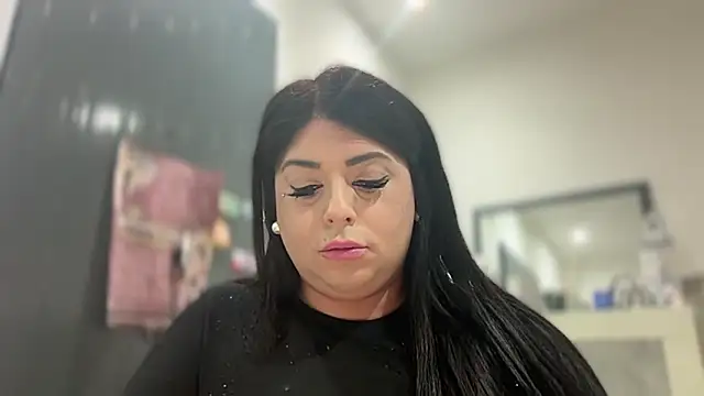 giaduzza Adlı Modelin Canlı XXX Sohbeti