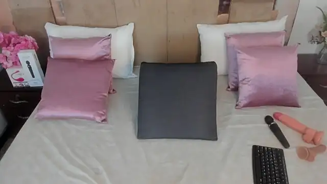 LizBrook Live XXX-Chat
