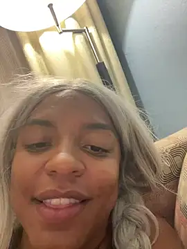Chat XXX en directo de BuyMyFatAss