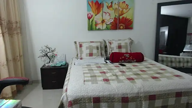 BombasticASSXXX Live XXX-chat