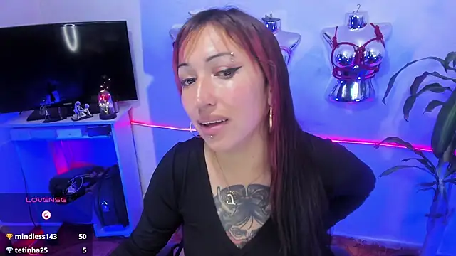 Czat XXX na żywo – LucyStrike_