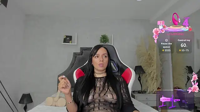EmiliaRose_ live XXX chat