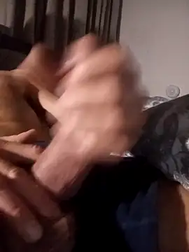 handsome8inchh – webcam-show