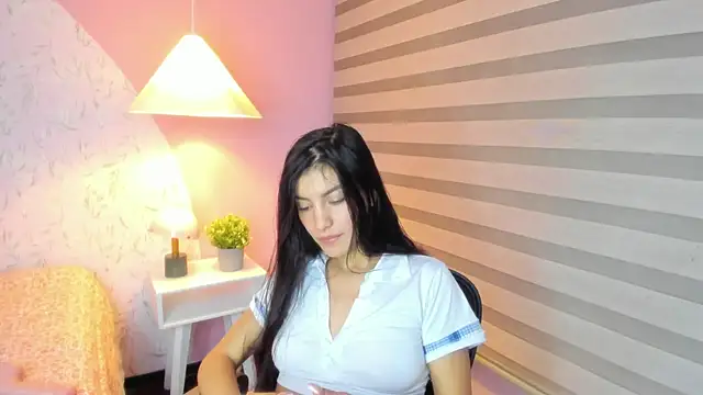 LILY_BRMのライブXXXチャット
