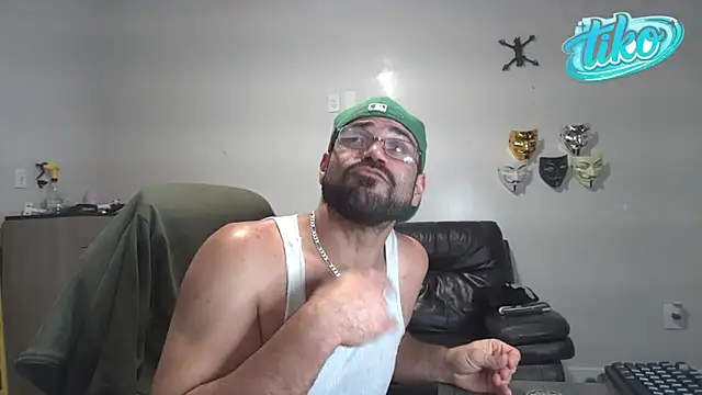Chat XXX en directo de Zander823