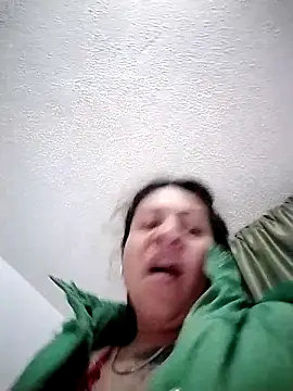 Tiphanydirty3 élő XXX-chatje