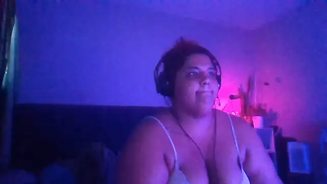 1n0nlythroat's Live XXX Chat