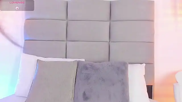 SensuallJenn লাইভ XXX চ্যাট