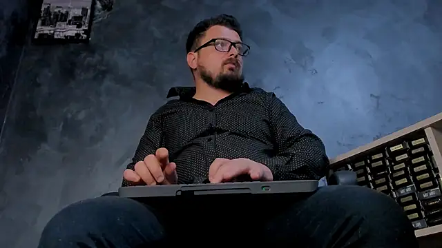 CLOUDYMARK Webcam-Show