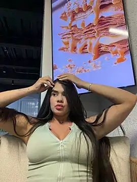 Chat XXX en directo de BellaLeclair