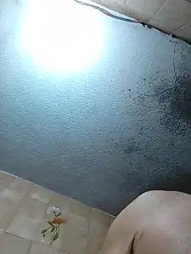 L_hotcream Show Webcam