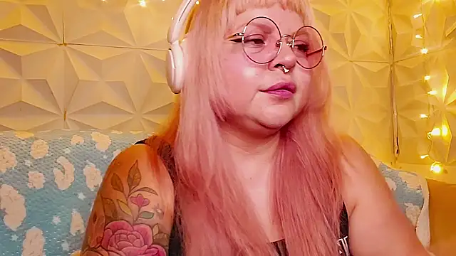 Satyn_doll Adlı Modelin Web Kamerası Şovu