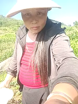 kalara_kail Adlı Modelin Canlı XXX Sohbeti