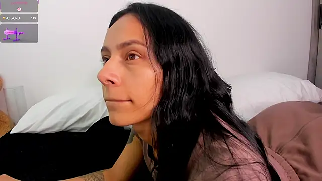 karlyn_angels: απευθείας συνομιλία ΧΧΧ