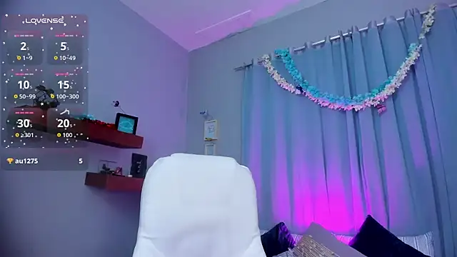 _Sophie__miller 现场XXX聊天