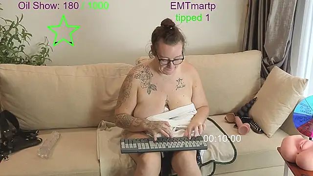 JadeStarUK Chat XXX in diretta