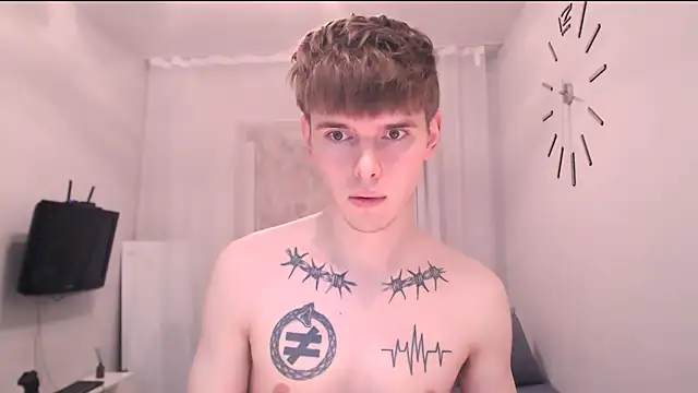 Show modela Fredd_Xanders na web-kameri