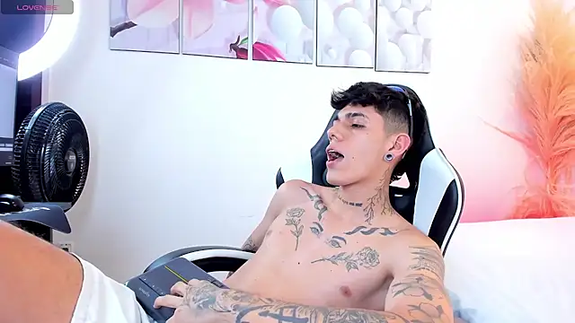 Tommy_valverde Show Webcam