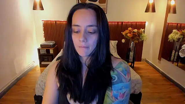KatherineBond Chat XXX live