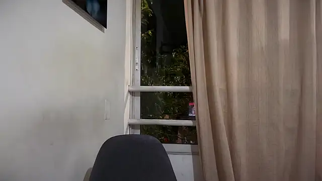 عرض كام romeolovedark