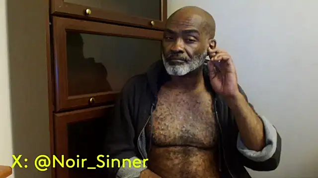 Chat XXX en directo de sinnernoir