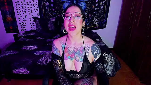 XXX chat uživo modela alice_666f
