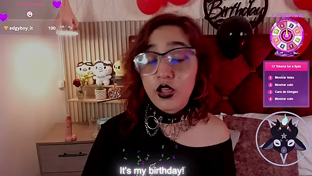 Kiri_Velvet's Live XXX Chat