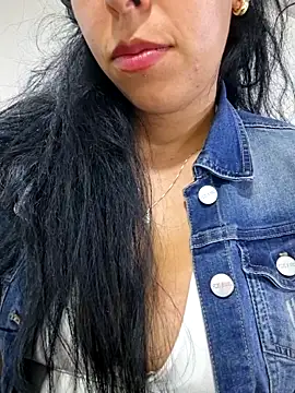Luianna Live XXX-Chat
