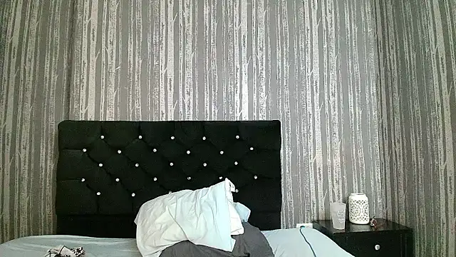 Czat XXX na żywo – Alicee_Moonn