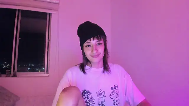 vandalovee_n Live XXX chat