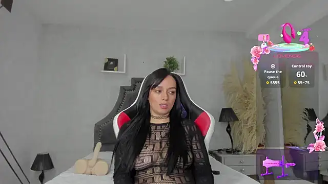 EmiliaRose_'s Live XXX Chat